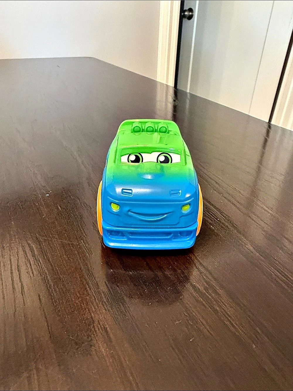 Mega Blok First Builders Trekkin Turner Pic up Truck